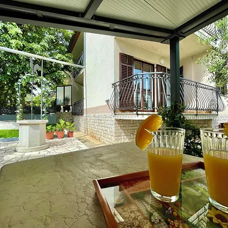 Apartment Adri *