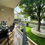아파트 Adri *
